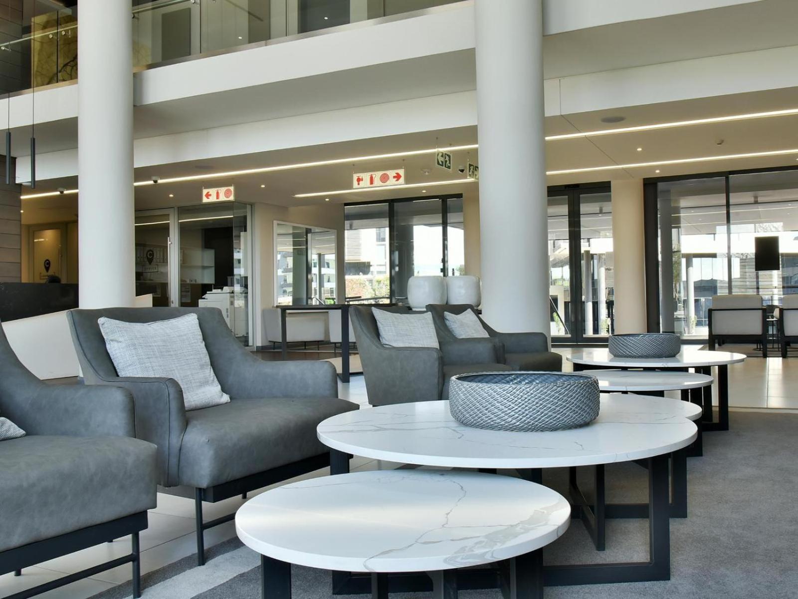 Menlyn Maine Luxury Rentals Претория Екстериор снимка