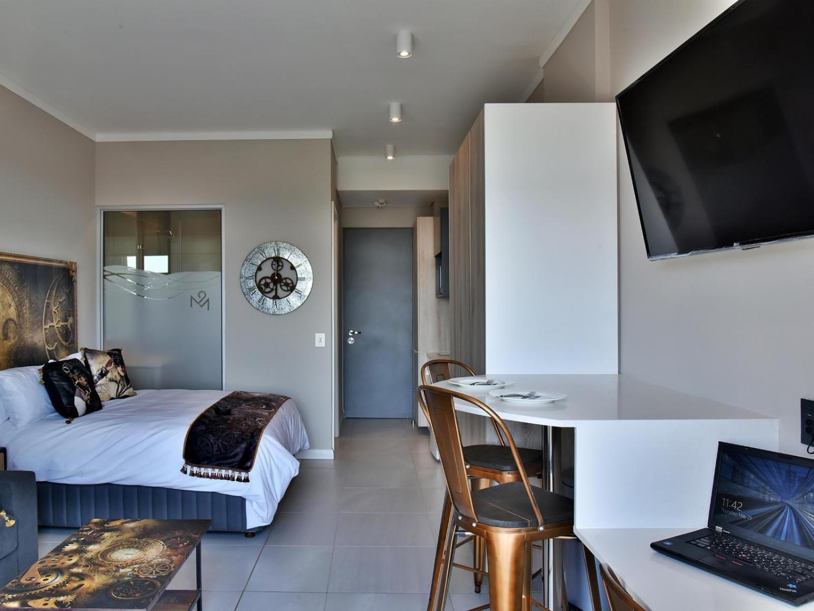Menlyn Maine Luxury Rentals Претория Стая снимка
