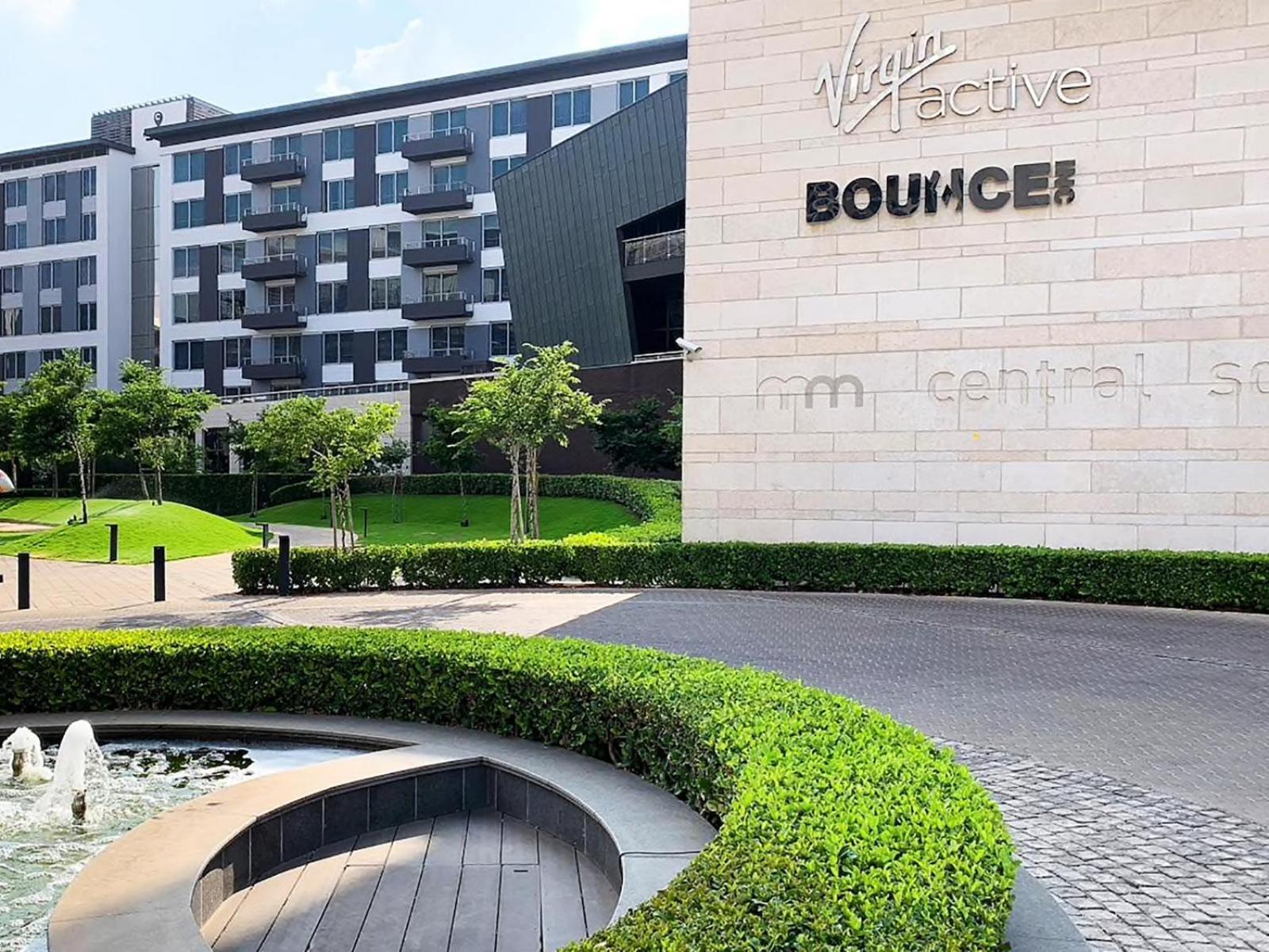 Menlyn Maine Luxury Rentals Претория Екстериор снимка