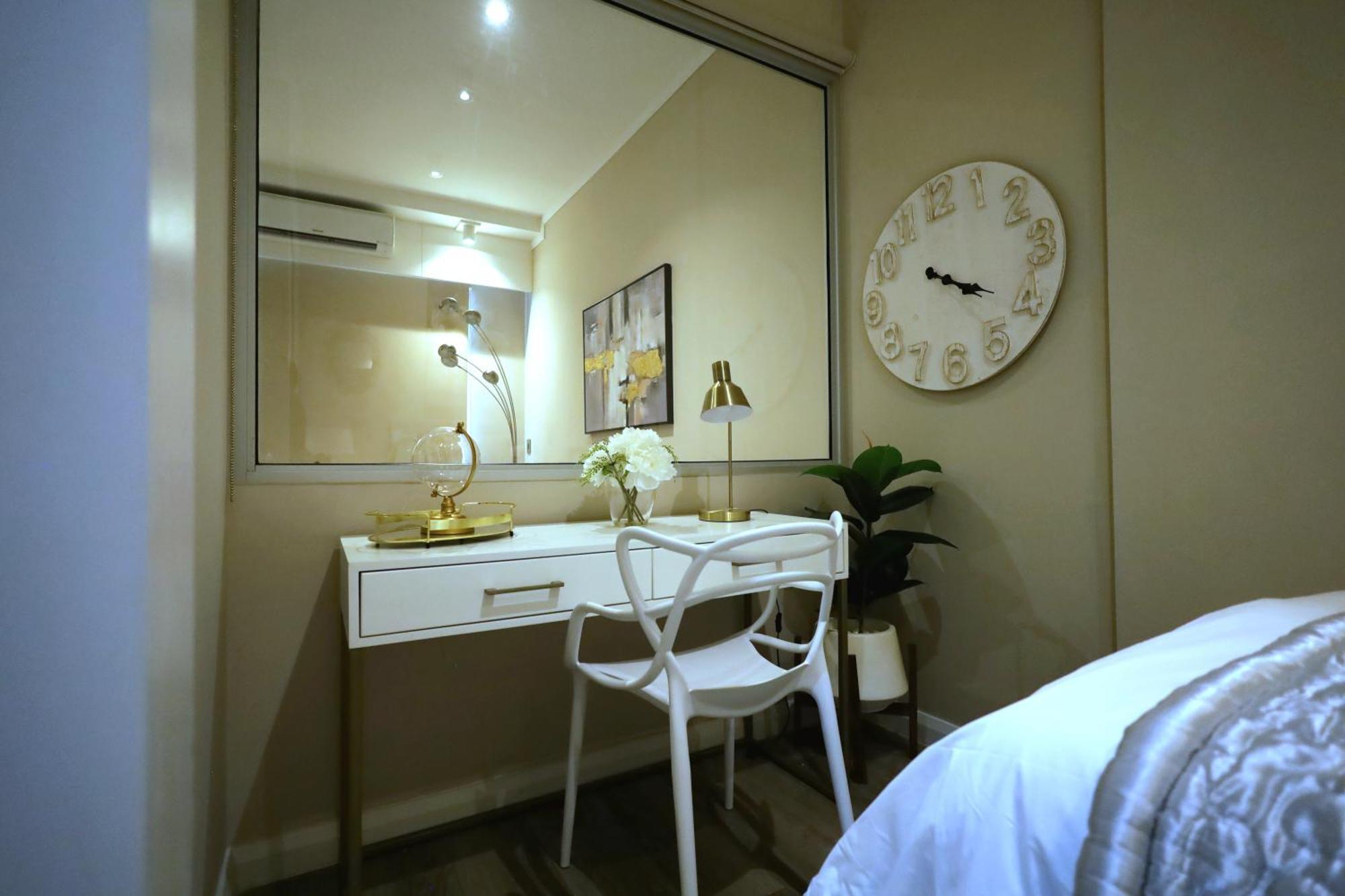 Menlyn Maine Luxury Rentals Претория Екстериор снимка