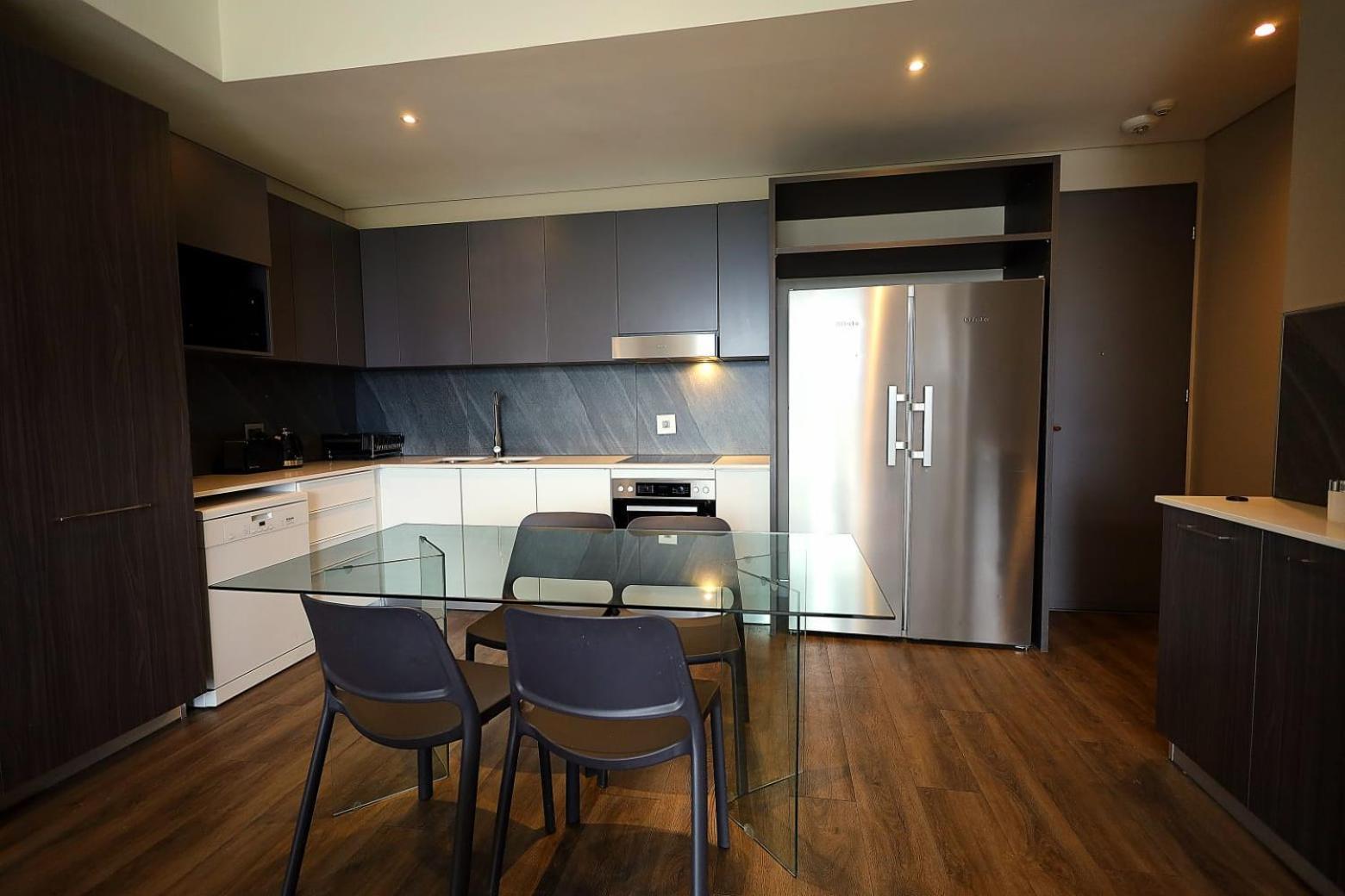 Menlyn Maine Luxury Rentals Претория Екстериор снимка